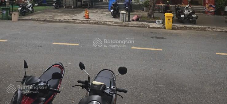 Bán shophouse đường số 6 20m pmh q7. giá 10 tỷ /hđt 30,256 triệu. 1 trệt 1 lầu  0906 973 ***