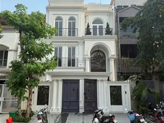 Bán biệt thự tại khu biệt thự nam đô mới 3 lầu thang máy. mt đường số 18, 62,999 tỷ, 360m2