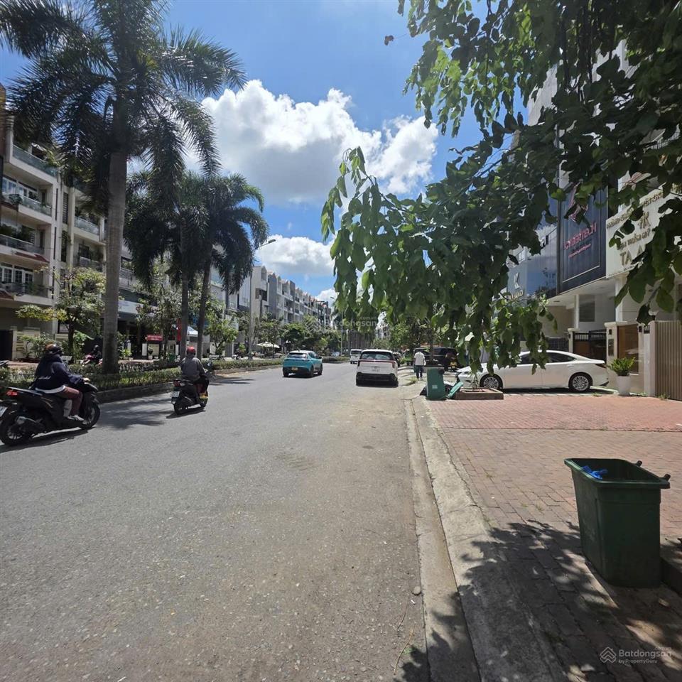 Cho thuê nhà mặt phố số 68, hoàng trọng mậu, 69 triệu, 468m2, view đẹp, uy tín
