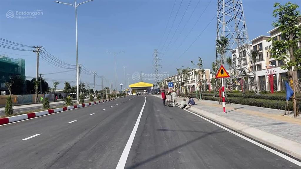 Cho thuê nhà mặt phố 826e tại t&t millennia city long hậu, 12x22m. 868m2 hoàn thiện cb. 99 triệu