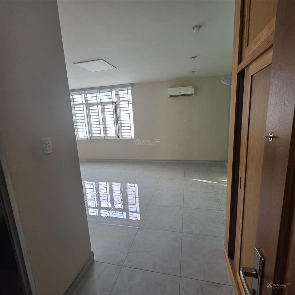 Cho thuê tòa nhà góc 2 mặt phố bùi bằng đoàn, 188 triệu, sàn 868m², 5 tầng, p. tân phong, q7, hcm