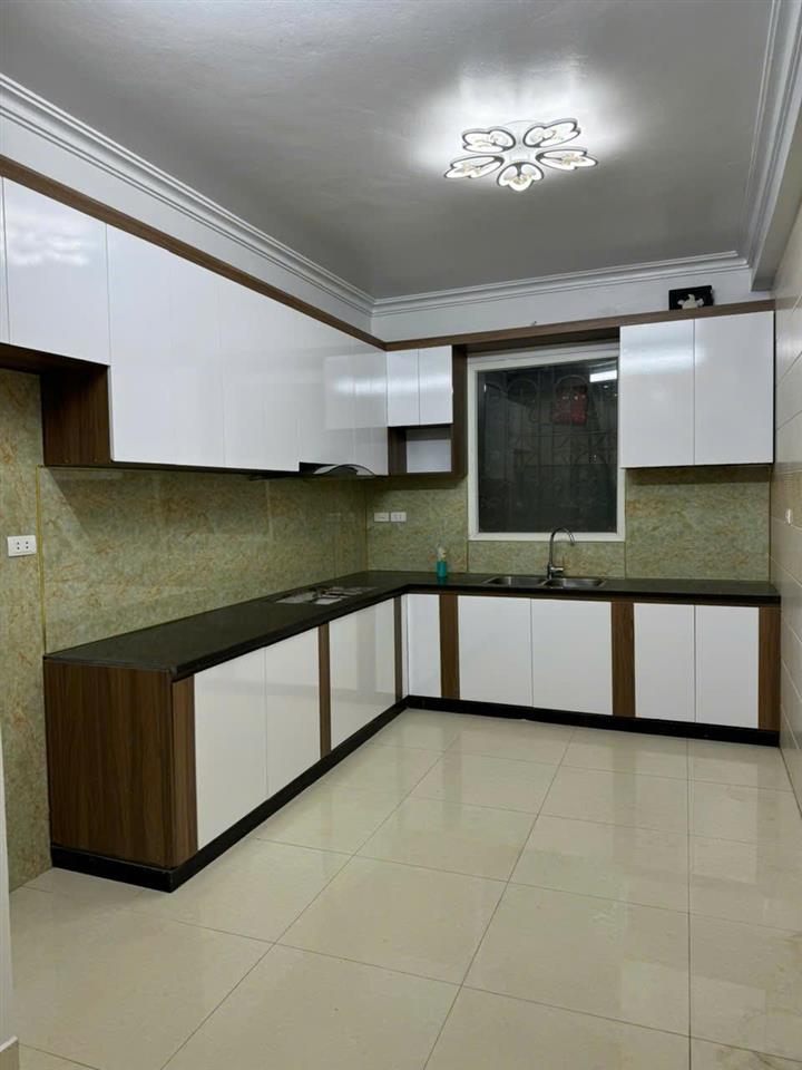 BÁN NHÀ CỔ NHUẾ – Ô TÔ ĐỖ CỬA – GẦN PHỐ – FULL CÔNG NĂNG - giao thông cực thuận tiện.
