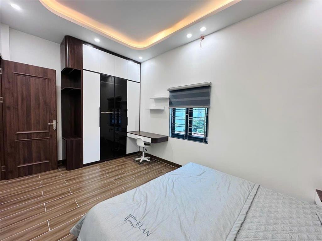 NHÀ ĐẸP TÂN CỔ ĐIỂN 3 TẦNG – TRUNG TÂM PHƯỜNG AN DƯƠNG– Mức giá cực kỳ hấp dẫn cho một