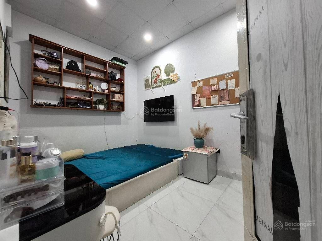 Nhà đẹp giá tốt  tăng nhơn phú, xe hơi 5m  70m2  5.x tỷ  cao đẳng công thương  tnp b