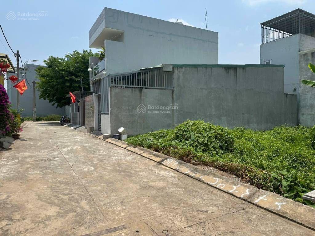 Đất lò lu 140m2 full thổ. giá 5.x tỷ. ngang 8m. long trường. quận 9