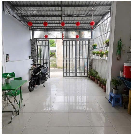 Bán nhà 80m2  3tỷ8. ngay vinhomes quận 9. hẻm xe hơi. chủ gấp bán. nguyễn xiển