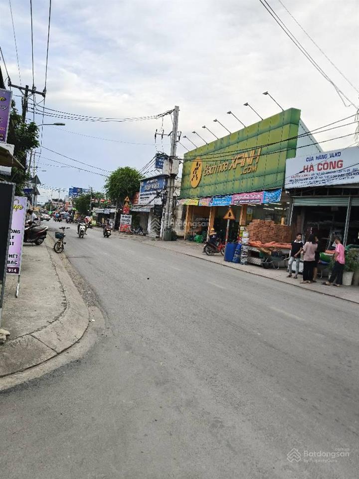 Bán nhà 80m2  3tỷ8. ngay vinhomes quận 9. hẻm xe hơi. chủ gấp bán. nguyễn xiển