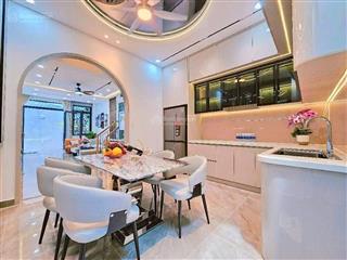 Bán nhà 4tầng trường thọ  90m. 6tỷ5. gần gar mertro và võ văn ngân. hẻm 6m thông, dân trí cao.