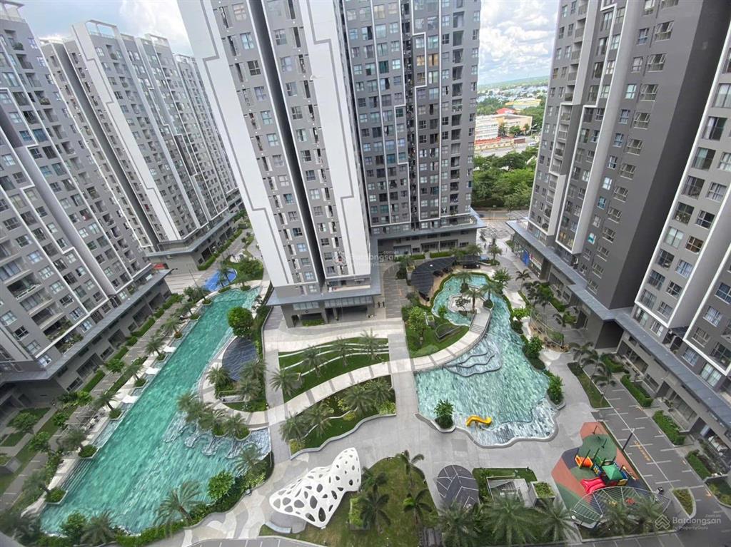 Bán căn hộ view nội khu 59m2 giá 2ty8 sổ hồng sẵn