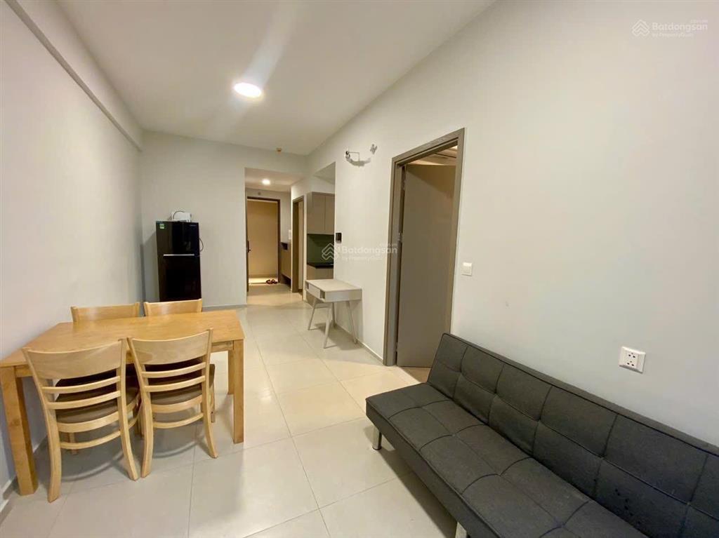Cho thuê căn hộ view hồ bơi full nội thất giá chỉ 8tr