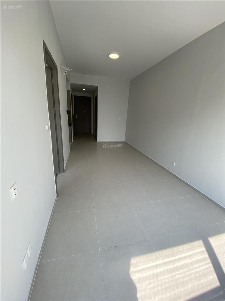 Bán căn hộ hướng đông nam 2pn giá chỉ 2ty7