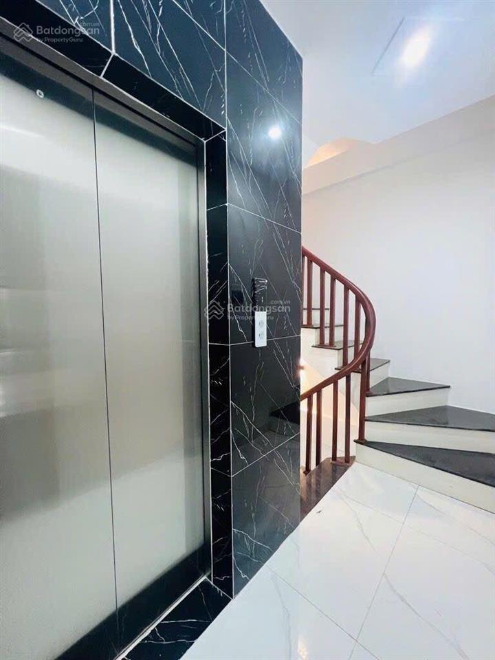 Nhà đẹp linh đàm, sát hồ linh đàm, 55m 5 tầng thang máy, chỉ 12.8 tỷ