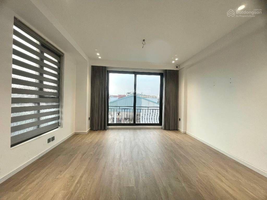 Nhà đẹp linh đàm, sát hồ linh đàm, 55m 5 tầng thang máy, chỉ 12.8 tỷ