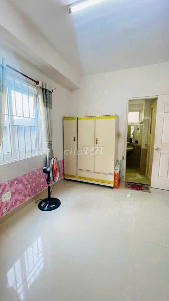 Cho thuê căn hộ Đạt Gia giá 7tr full nội thất cơ bản