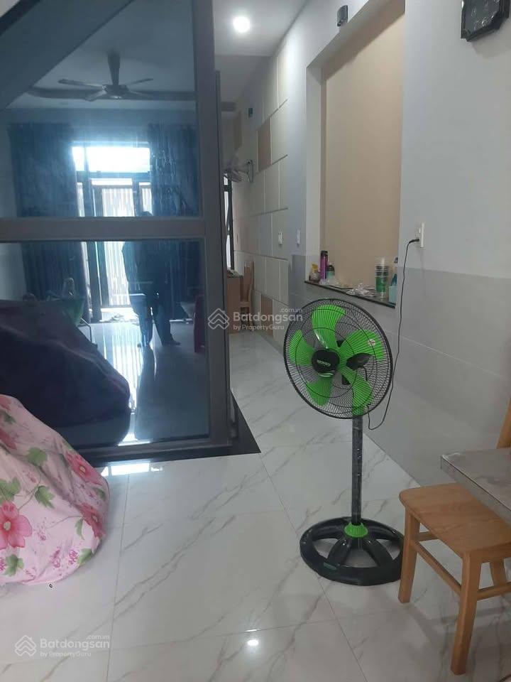 Gấp  bán nhà 67m2  gần kcnc quận 9  thang máy xịn  sổ hồng riêng  giá tốt chỉ 6tyx