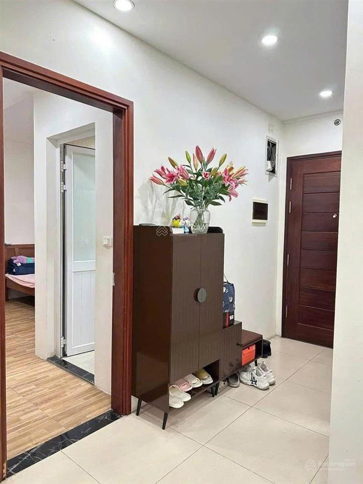 Duy nhất căn 2pn 66,8m2 ban công đông nam green stars bán gấp 5tỷ5. sổ sẵn sang tên ngay