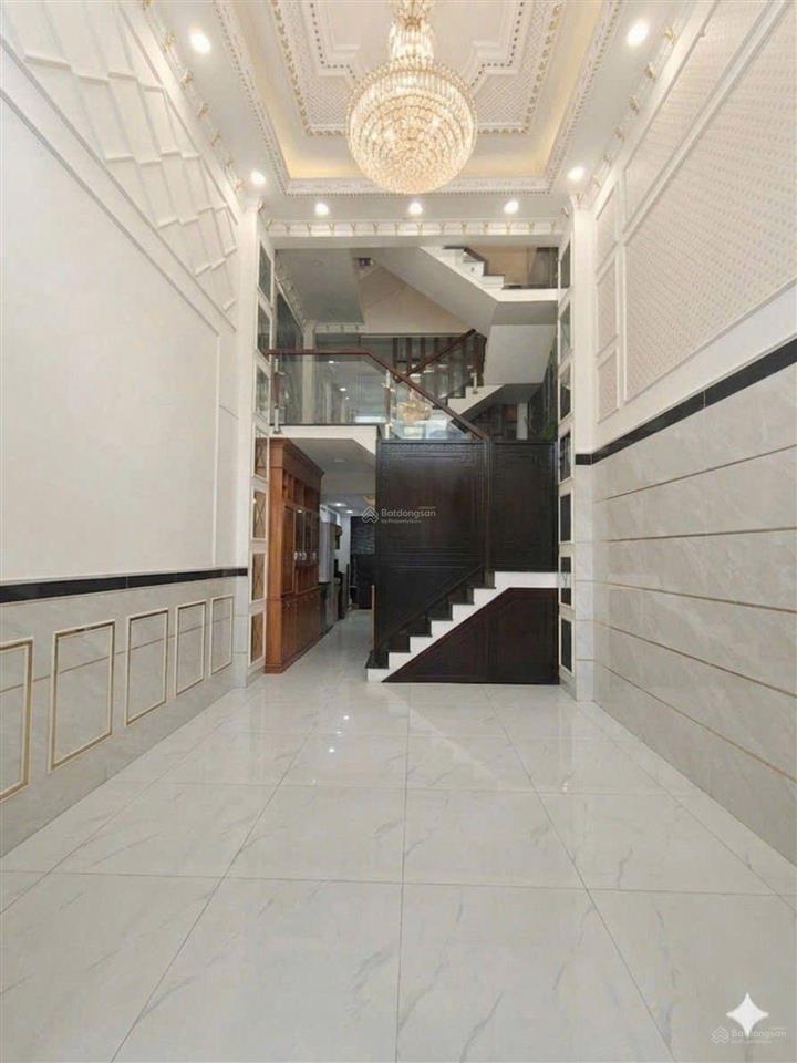 Bán nhà ngay hương lộ 2, 4x14m, 5 tầng xây full không lộ giới, hẻm xe hơi 6m