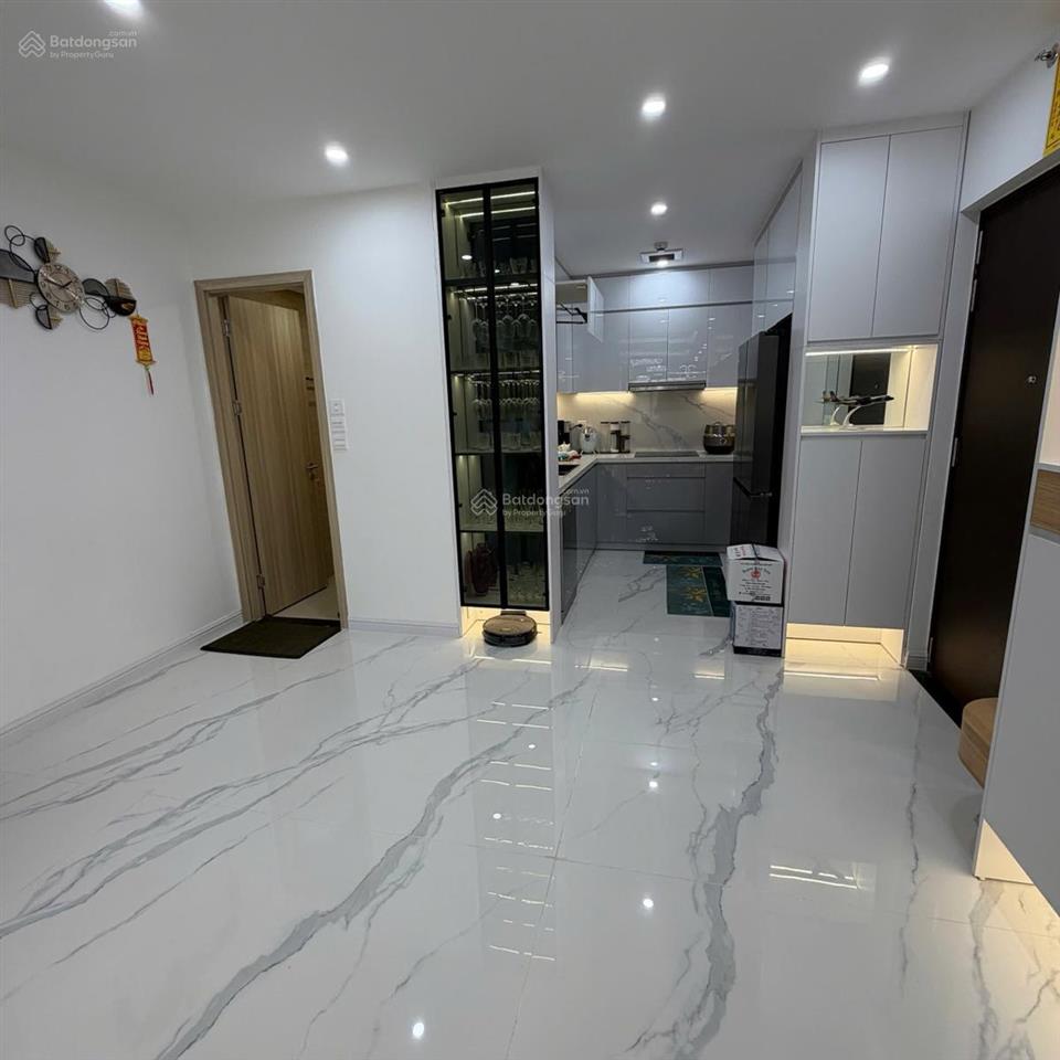 Trung tâm quận  ngay hồ đền lừ vđ2.5  gần chợ đầu mối phía nam  dân cư đông đúc