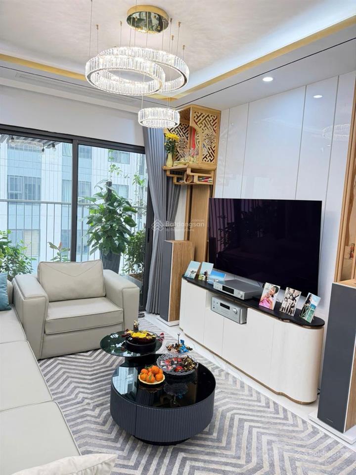Trung tâm quận  ngay hồ đền lừ vđ2.5  gần chợ đầu mối phía nam  dân cư đông đúc