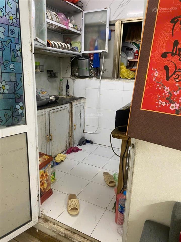 Cần ra gấp căn hộ tập thể ngõ 42 triều khúc