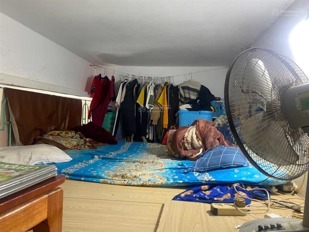 Cần ra gấp căn hộ tập thể ngõ 42 triều khúc