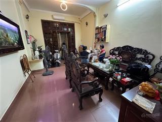 Nhà đẹp ở luôn  phân lô pháo đài láng  sát phố  khe thoáng  ngõ thông kinh doanh 