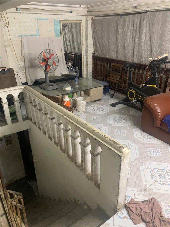 Gấp gấp cần bán nhà 3 tầng gần mặt đường nguyễn trãi thanh xuân. cạnh royal city. để chia thừa kế