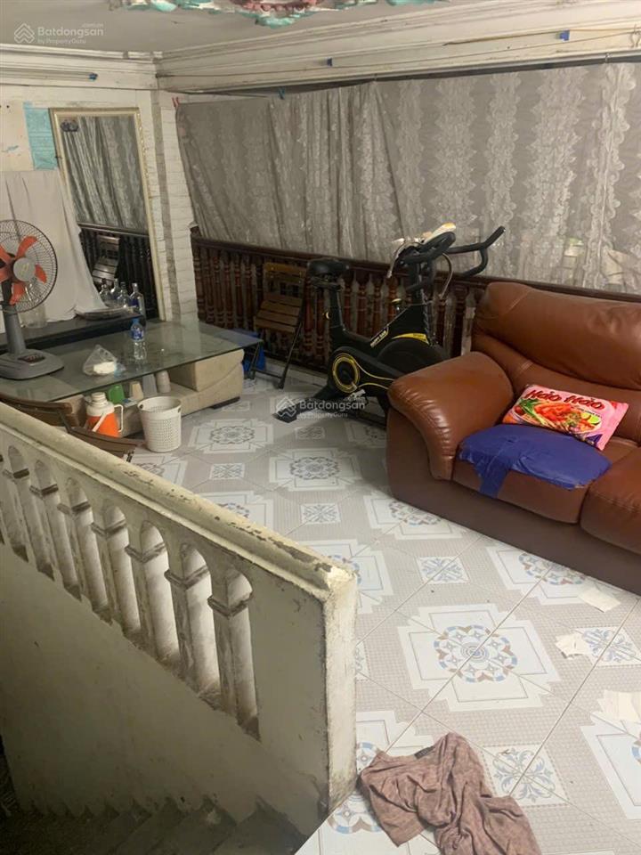 Gấp gấp cần bán nhà 3 tầng gần mặt đường nguyễn trãi thanh xuân. cạnh royal city. để chia thừa kế