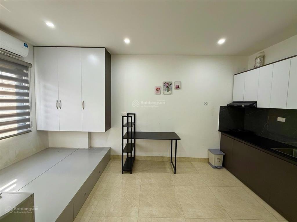 Mặt phố triều khúc không quy hoạch, 6 tầng thang máy, kinh doanh sầm uất, ngay cổng trường đại học