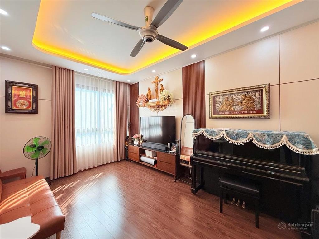 Mặt phố triều khúc không quy hoạch, 6 tầng thang máy, kinh doanh sầm uất, ngay cổng trường đại học