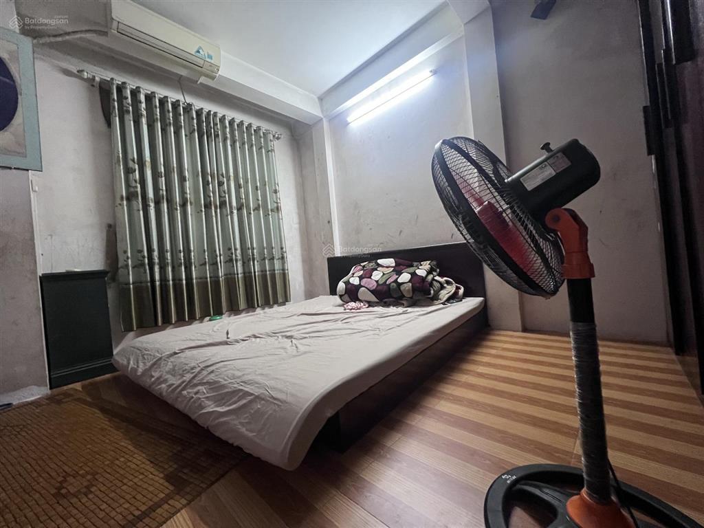 Bán nhà khu triều khúc kinh doanh vip các loại mặt hàng. khu đông sinh viên nhất triều khúc