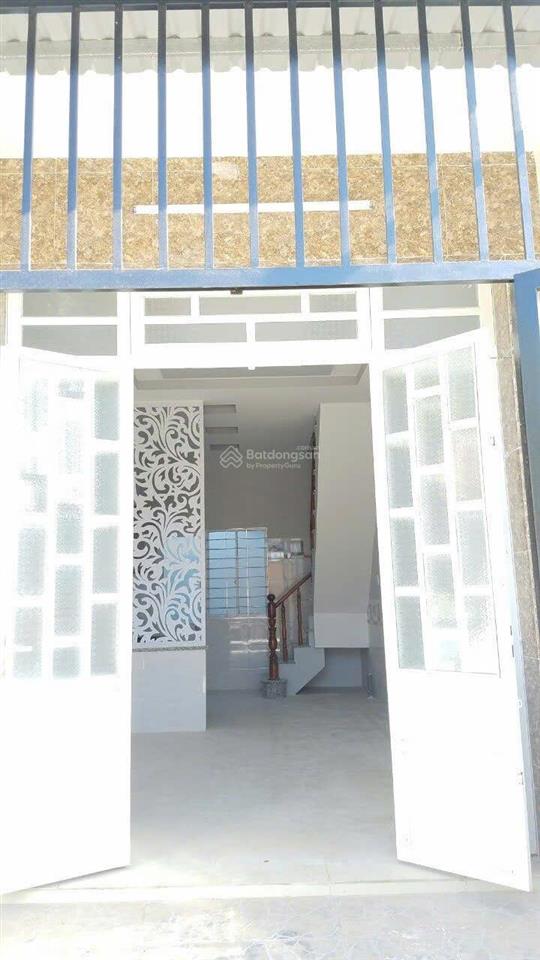 *** bán gấp nhà nhỏ giá 680 triệu, còn đúng 03 căn duy nhất ngay cạnh ubnd xã long trạch (cũ)