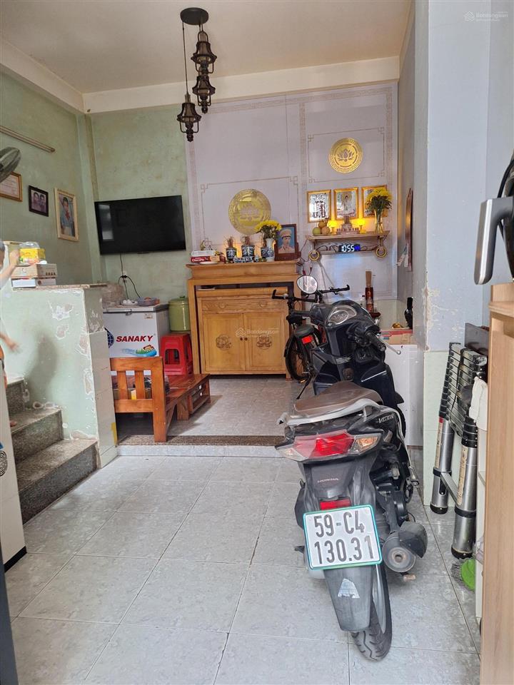 Bán nhà hẻm 456 huỳnh tấn phát, phường tân thuận , quận 7,dt36m2, 4 từng,5phòng ngủ,3wc,gia4,1ty