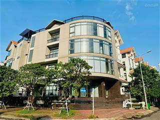 Cho thuê toà nhà góc 2 mặt tiền ngay vòng xoay trần não  lương định cảu quận 2