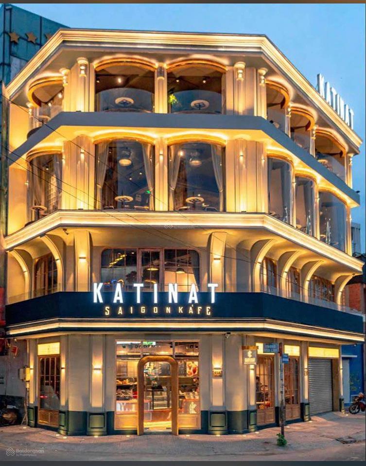 Cho thuê góc 2 mặt tiền khu đa ngành nghề đông đúc  phan xích long phú nhuận