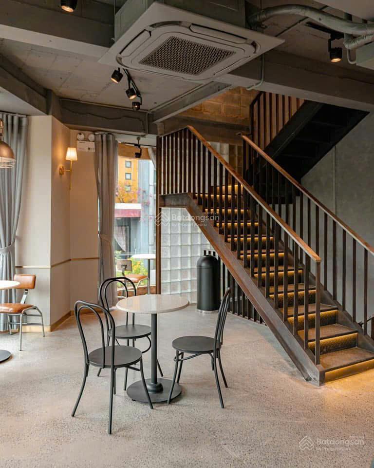 Cho thuê góc 2 mặt tiền khu đa ngành nghề đông đúc  phan xích long phú nhuận