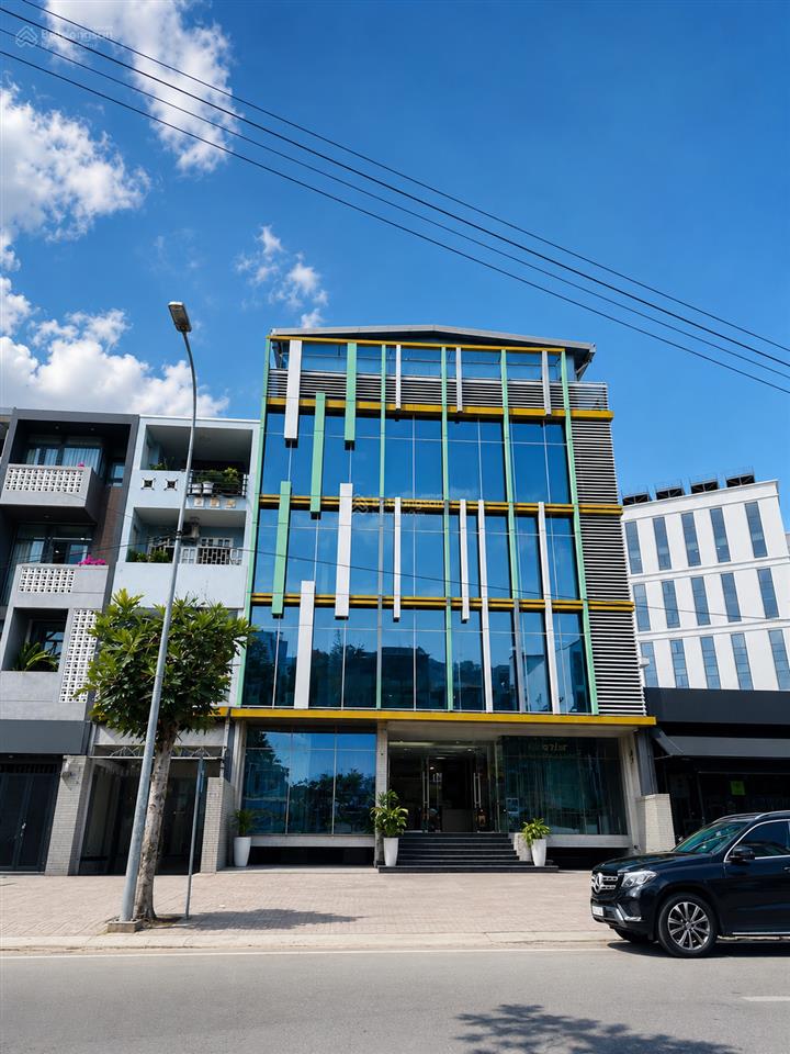 Cho thuê toà building mặt tiền phó đức chính phường nguyễn thái bình trung tâm quận 1