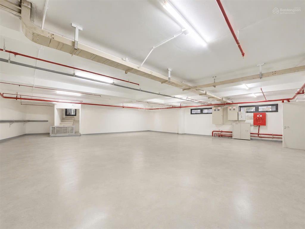 Tòa nhà văn phòng 2 mặt tiền hơn 1000m² sử dụng trung tâm bình thạnh