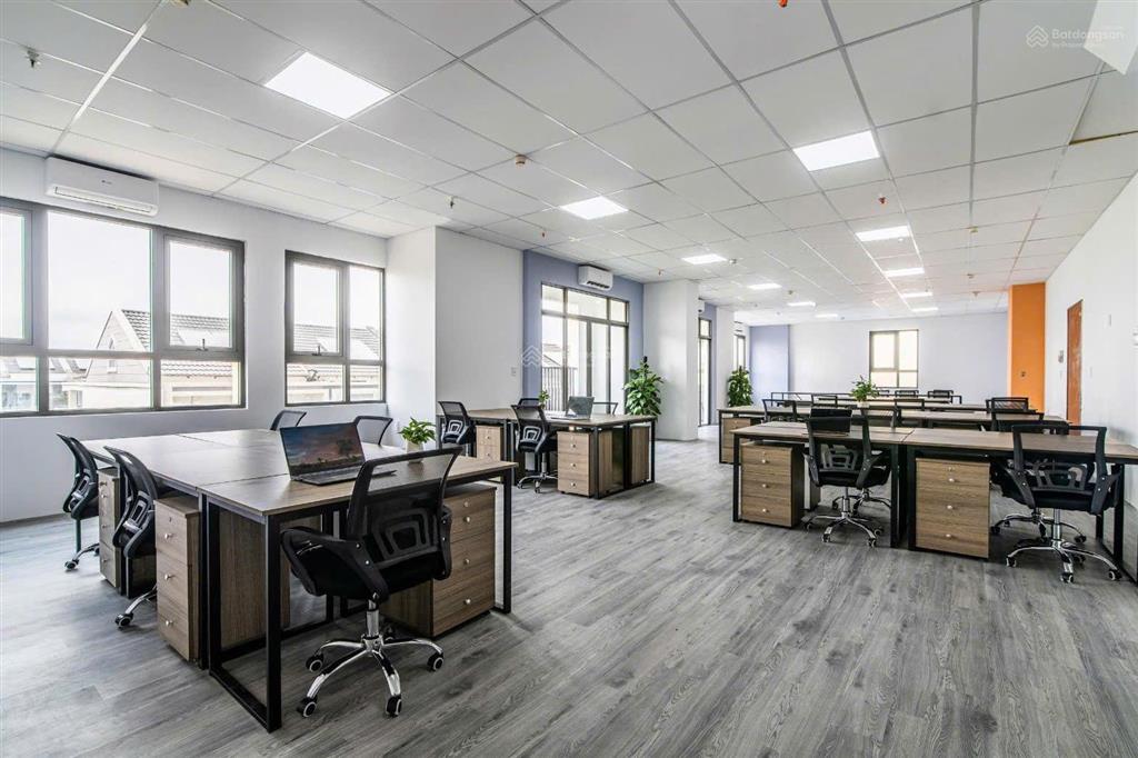 Toà văn phòng góc trần quốc thảo  pasteur sử dụng hơn 1500m2 quận 3