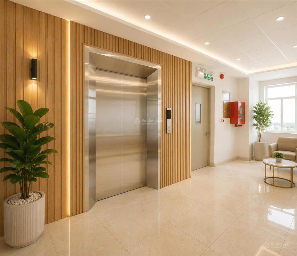 Tòa văn phòng 1800m2 sử dụng trung tâm phường 12 quận 10