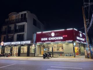 Mặt bằng góc 2 mặt tiền 200m2 trung tâm quận tân phú