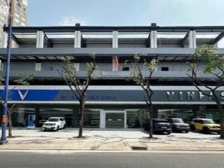 Mặt bằng diện tích hơn 700m2 gần tô hiến thành quận 10