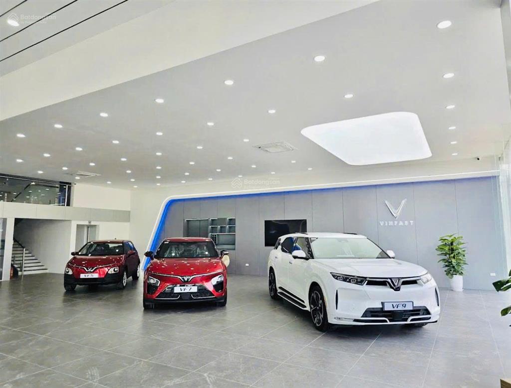 Mặt bằng diện tích hơn 700m2 gần tô hiến thành quận 10