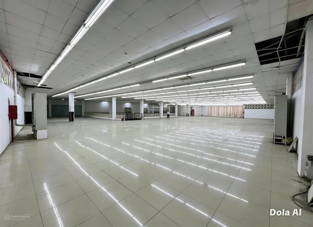 Mặt bằng 1.500m2 cho thuê 50m x 30m cộng hòa tân bình
