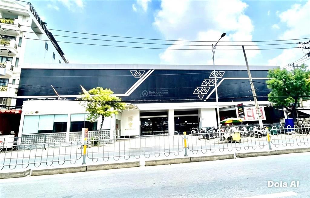 Mặt bằng 1.500m2 cho thuê 50m x 30m cộng hòa tân bình