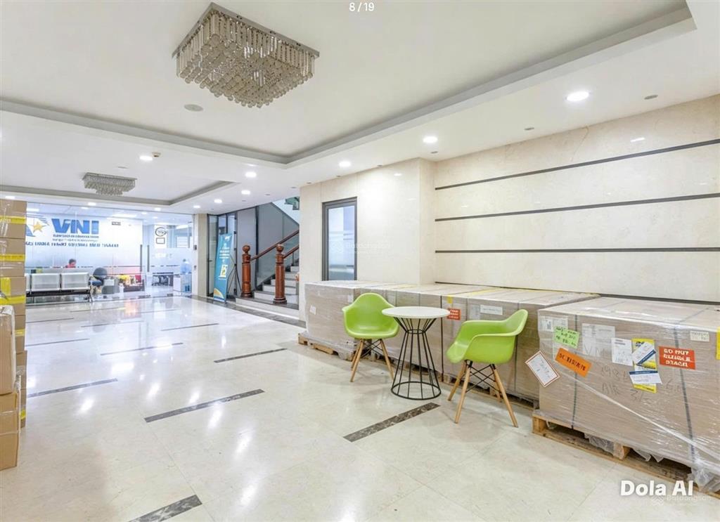 Cho thuê tòa nhà văn phòng dt 2.660m2 trung tâm mặt tiền quận 5