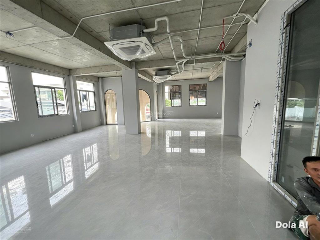 Toà nhà 8 tầng 3 mặt tiền sát vincom phan văn trị  nguyễn thái sơn gò vấp