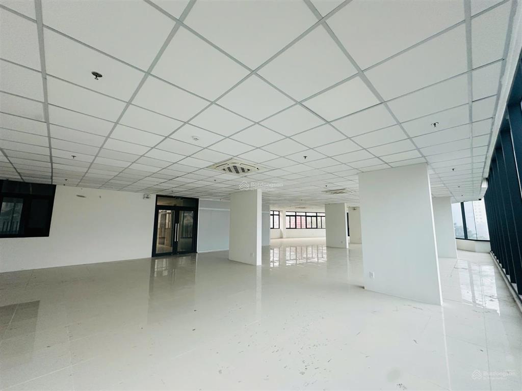 Building 2.500m2 góc 2 mặt tiền khu sân bay mới hoàn công quận tân bình