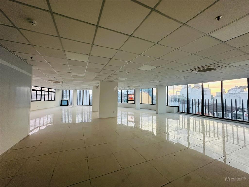 Building 2.500m2 góc 2 mặt tiền khu sân bay mới hoàn công quận tân bình
