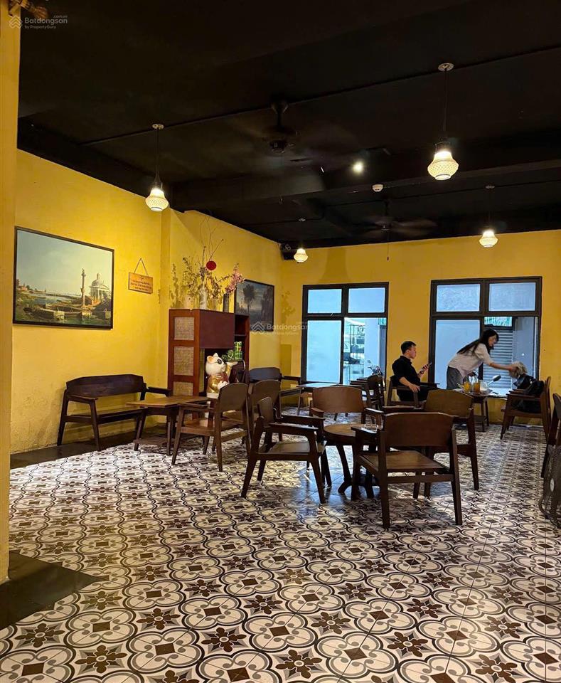 Biệt thự núp hẻm 500m cách vạn hạnh mall 300m